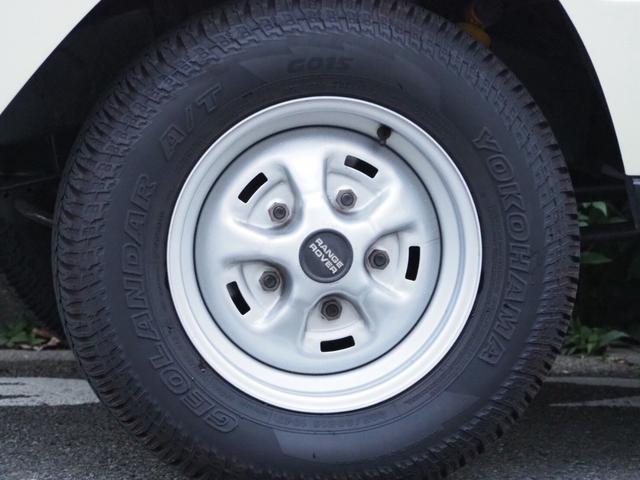 レンジローバー バンデンプラ　４ＷＤ　フルビスポーク　内装革張仕様　ダッシュボード＆各ドア　　断熱材施工　フロア防振材防音材全面施工　ハリスツイード　バックカメラ　本革シート　パワーシート　シートヒーター　サンルーフ　ＥＴＣ（10枚目）