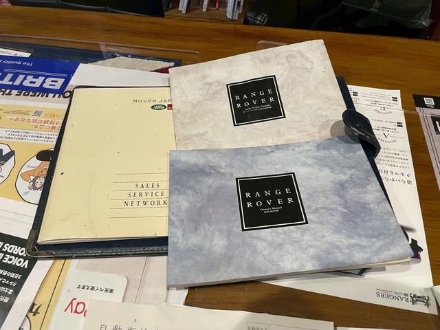 レンジローバー バンデンプラ　４ＷＤ　フルビスポーク　内装革張仕様　ダッシュボード＆各ドア　　断熱材施工　フロア防振材防音材全面施工　ハリスツイード　バックカメラ　本革シート　パワーシート　シートヒーター　サンルーフ　ＥＴＣ（15枚目）