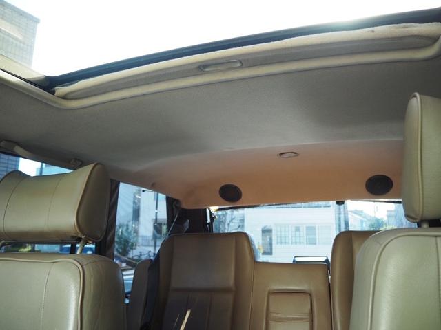 レンジローバー ベースグレード　４ＷＤ　オールペイント施工ウッド補修　リペアコイルサスペンション新品交換　本革シート　パワーシート　シートヒーター　サンルーフ　クルーズコントロール　ＥＴＣ　キーレス（5枚目）