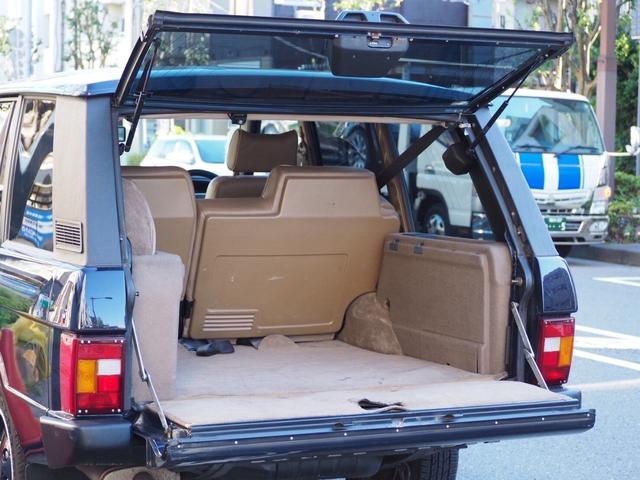 レンジローバー ベースグレード　４ＷＤ　オールペイント施工ウッド補修　リペアコイルサスペンション新品交換　本革シート　パワーシート　シートヒーター　サンルーフ　クルーズコントロール　ＥＴＣ　キーレス（15枚目）