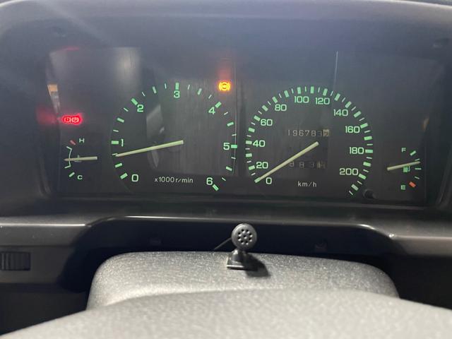 レンジローバー クラシック　４ＷＤ　後期ＳＷＢ　’９５モデル　本革シート　パワーシート　シートヒーター　サンルーフ　キーレス　アルミホイール　ドライブレコーダー　ＥＴＣ（15枚目）