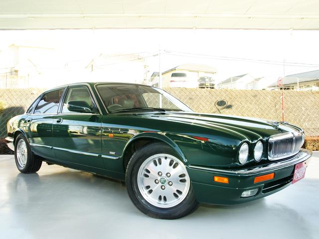XJ6-4.0S セレクトフルレザー iPhone接続可(6枚目)