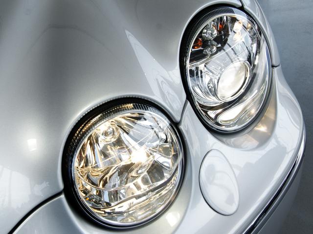 2.5V6 後期型 HID 18インチAW ローダウンサス(9枚目)
