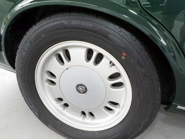 ＸＪ ＸＪ６－３．２　ＸＪ４０最終型・デュアルエアバッグモデル・３．２リッター直６ＤＯＨＣ・ローズウッド・イングリッシュツイード＆レザーインテリア・クランベリーレッドステッチ・パワーシート・純正オーディオ・ＥＴＣ（37枚目）
