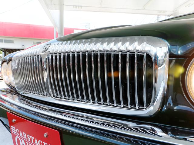 デイムラー ダブルシックス　Ｘ３００後期モデル・最終Ｖ１２・ロングボディ（ＬＷＢ）専用内外装・サンルーフ・象嵌バーウオルナット・コノリー・純正オーディオヘッドユニット・ＣＤチェンジャー・リアウッドテーブル・バックカメラ・ＥＴＣ（12枚目）