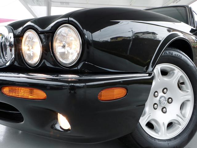 ソブリン 4.0-V8 X308後期最終ロングボディ(LWB)・オプションボディカラー・自然吸気4.0V8(294PS)・純正AW・ソブリン専用内外装・コノリーレザー・プレミアムサウンド・ナビ・バックカメラ・ETC(15枚目)