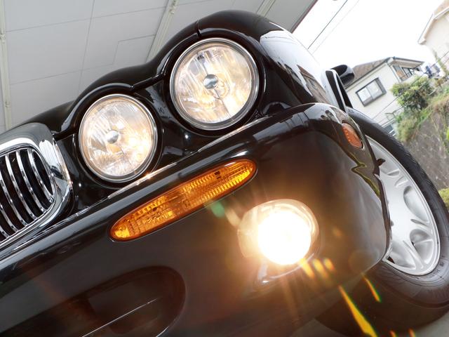 ソブリン 4.0-V8 X308後期最終ロングボディ(LWB)・オプションボディカラー・自然吸気4.0V8(294PS)・純正AW・ソブリン専用内外装・コノリーレザー・プレミアムサウンド・ナビ・バックカメラ・ETC(16枚目)