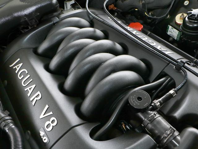 ソブリン 4.0-V8 X308後期最終ロングボディ(LWB)・オプションボディカラー・自然吸気4.0V8(294PS)・純正AW・ソブリン専用内外装・コノリーレザー・プレミアムサウンド・ナビ・バックカメラ・ETC(40枚目)