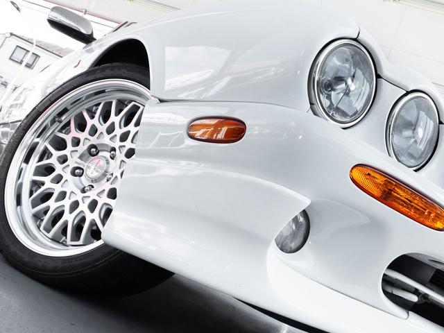 ソブリン 4.0-V8 ロングボディ・左ハンドル・V8自然吸気294PS・18インチWORKワンオフAW・フロントスポイラー・オーバルマフラーエンド・ウッドコンビステア・コノリーレザー・ルームミラードラレコ・バックカメラ(8枚目)