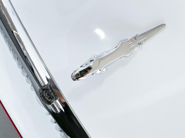 ソブリン 4.0-V8 ロングボディ・左ハンドル・V8自然吸気294PS・18インチWORKワンオフAW・フロントスポイラー・オーバルマフラーエンド・ウッドコンビステア・コノリーレザー・ルームミラードラレコ・バックカメラ(11枚目)