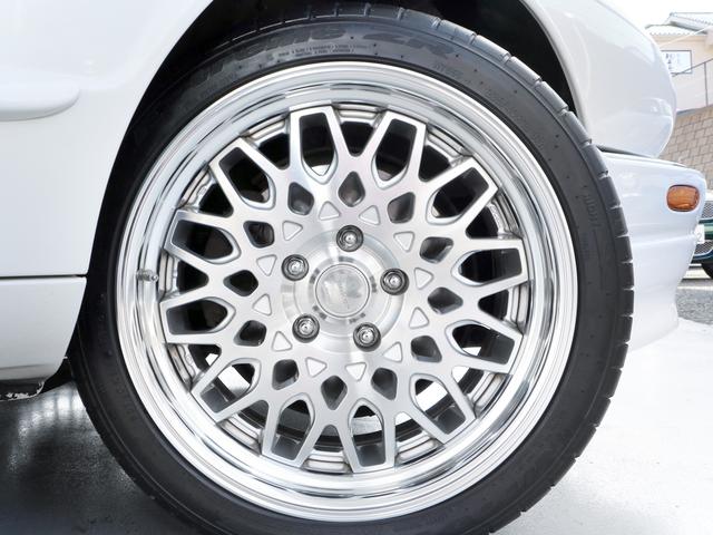 ソブリン 4.0-V8 ロングボディ・左ハンドル・V8自然吸気294PS・18インチWORKワンオフAW・フロントスポイラー・オーバルマフラーエンド・ウッドコンビステア・コノリーレザー・ルームミラードラレコ・バックカメラ(34枚目)