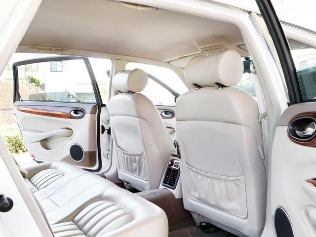 ソブリン 4.0-V8 ロングボディ・左ハンドル・V8自然吸気294PS・18インチWORKワンオフAW・フロントスポイラー・オーバルマフラーエンド・ウッドコンビステア・コノリーレザー・ルームミラードラレコ・バックカメラ(54枚目)