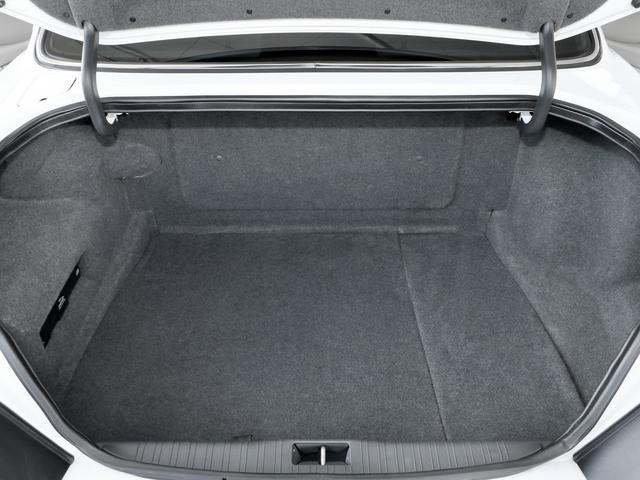 ソブリン 4.0-V8 ロングボディ・左ハンドル・V8自然吸気294PS・18インチWORKワンオフAW・フロントスポイラー・オーバルマフラーエンド・ウッドコンビステア・コノリーレザー・ルームミラードラレコ・バックカメラ(60枚目)