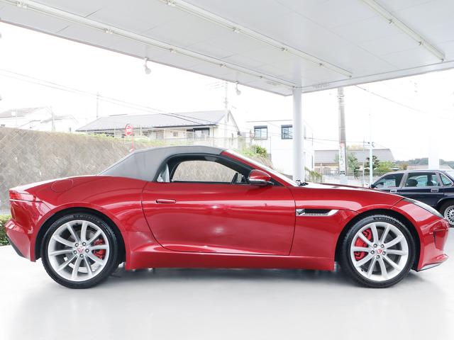 Fタイプ Sコンバーチブル ワンオーナー・3.0V6スーパーチャージド380PS・19インチAW・パドルシフト8AT・スポーツエギゾースト・アイボリーレザー・ナビ・メリディアンサウンド・USB・Bluetooth・ETC(8枚目)