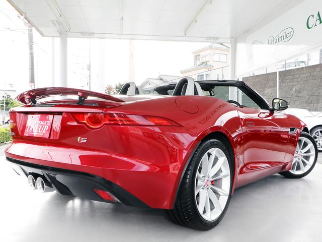 Fタイプ Sコンバーチブル ワンオーナー・3.0V6スーパーチャージド380PS・19インチAW・パドルシフト8AT・スポーツエギゾースト・アイボリーレザー・ナビ・メリディアンサウンド・USB・Bluetooth・ETC(27枚目)