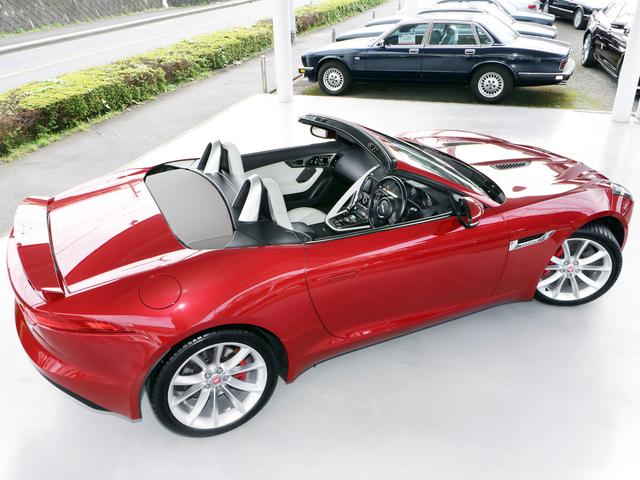 Fタイプ Sコンバーチブル ワンオーナー・3.0V6スーパーチャージド380PS・19インチAW・パドルシフト8AT・スポーツエギゾースト・アイボリーレザー・ナビ・メリディアンサウンド・USB・Bluetooth・ETC(29枚目)