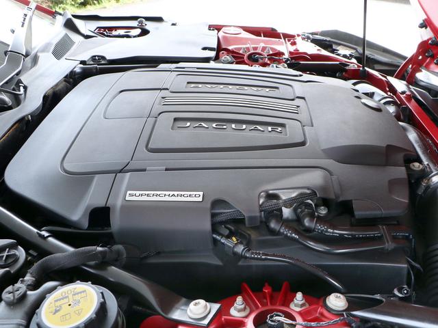 Fタイプ Sコンバーチブル ワンオーナー・3.0V6スーパーチャージド380PS・19インチAW・パドルシフト8AT・スポーツエギゾースト・アイボリーレザー・ナビ・メリディアンサウンド・USB・Bluetooth・ETC(60枚目)