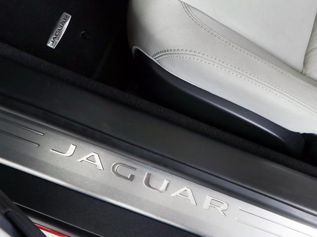 Fタイプ Sコンバーチブル ワンオーナー・3.0V6スーパーチャージド380PS・19インチAW・パドルシフト8AT・スポーツエギゾースト・アイボリーレザー・ナビ・メリディアンサウンド・USB・Bluetooth・ETC(79枚目)