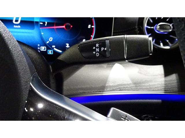 ＣＬＳ２２０ｄ　スポーツ　エクスクルーシブパッケージ　ＨＵＤ　クリアランスソナー　３６０°ビューカメラ　エアコン　レーダークルーズ　電動シート　フルセグ　スマートキー　シートクーラー　パークアシスト　本革シート　禁煙　アルミホイール　キーレスエントリー　ターボ(21枚目)