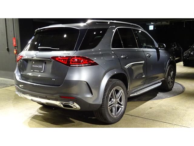 ＧＬＥ４００ｄ　４マチックスポーツ　ディーゼルターボ　４ＷＤ　ルーフレール　レーダーセーフティ　ＬＥＤライト　オートマチックハイビーム　本革Ｓ　地デジ　禁煙　パワーシート　バックカメラ　キーレスゴー　レーンキープ　パーキングアシスト　エアコン　４ＷＤ　ＥＴＣ(4枚目)