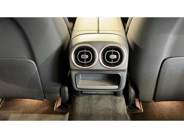Ｃクラス Ｃ１８０アバンギャルド　レーダーセーフティパッケージ　ベーシックパッケージ　１オーナー（ＩＳＧ搭載モデル）オートトランク　スマートキー　アイドリングストップ　ＬＥＤヘッドライト　シートＨ　アラウンドビューモニター（32枚目）