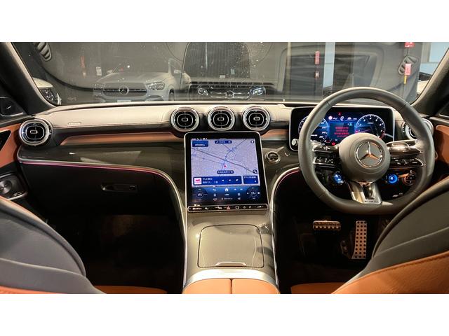 Ｃクラス Ｃ４３　４マチック　（ＢＳＧ搭載モデル）　　４ＷＤ　ＭＰ２０２５０１　パノラマ　弊社デモカー　全周囲カメラ　オートマチックハイビーム　ＥＴＣ　ナビ　フルセグ　ミュージックプレイヤー接続可　本革シート　電動シート（30枚目）