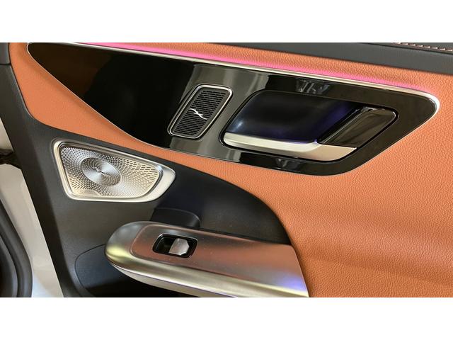 Ｃクラス Ｃ４３　４マチック　（ＢＳＧ搭載モデル）　　４ＷＤ　ＭＰ２０２５０１　パノラマ　弊社デモカー　全周囲カメラ　オートマチックハイビーム　ＥＴＣ　ナビ　フルセグ　ミュージックプレイヤー接続可　本革シート　電動シート（38枚目）