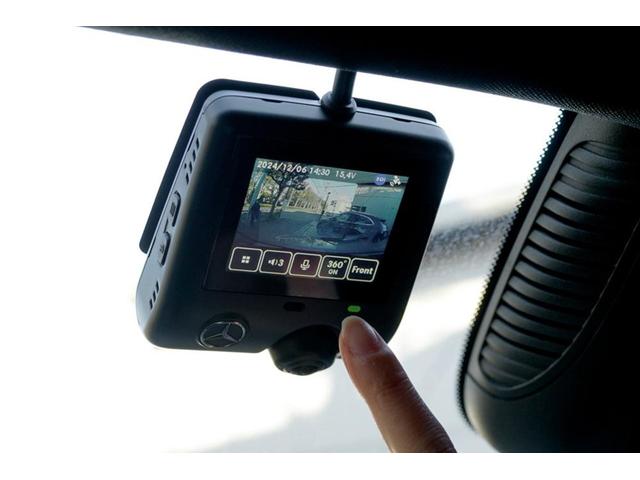 Ｃクラス Ｃ４３　４マチック　（ＢＳＧ搭載モデル）　　４ＷＤ　ＭＰ２０２５０１　パノラマ　弊社デモカー　全周囲カメラ　オートマチックハイビーム　ＥＴＣ　ナビ　フルセグ　ミュージックプレイヤー接続可　本革シート　電動シート（51枚目）