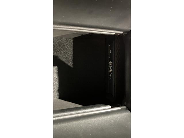 Ｃクラス Ｃ２００アバンギャルド　ＡＭＧライン　弊社下取り　レザーＥＸＣ　ＰＫＧ　パノラマ　ＨＵＤ　シートヒーター　Ｃ４３仕様　前後ドラレコ　アダプティブクルーズコントロール　レーンキープアシスト　オートマチックハイビーム　パーキングアシスト（17枚目）