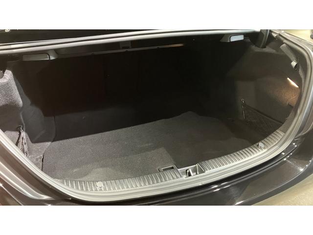 Ｃクラス Ｃ２００アバンギャルド　ＡＭＧライン　弊社下取り　レザーＥＸＣ　ＰＫＧ　パノラマ　ＨＵＤ　シートヒーター　Ｃ４３仕様　前後ドラレコ　アダプティブクルーズコントロール　レーンキープアシスト　オートマチックハイビーム　パーキングアシスト（42枚目）