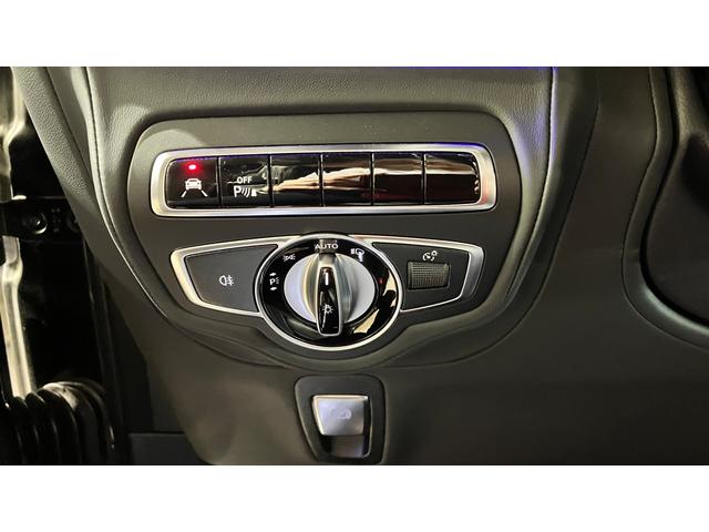 Ｇクラス Ｇ６３　ナッパレザーエクスクルーシブインテリア　　エナジャイジングパッケージ　リラクゼーション機能／シートベンチレーター　ＡＭＧカーボンファイバーインテリアトリム（11枚目）