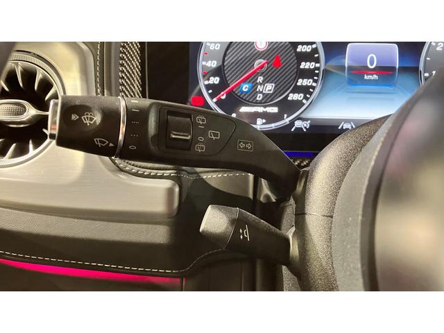 Ｇクラス Ｇ６３　ナッパレザーエクスクルーシブインテリア　　エナジャイジングパッケージ　リラクゼーション機能／シートベンチレーター　ＡＭＧカーボンファイバーインテリアトリム（14枚目）