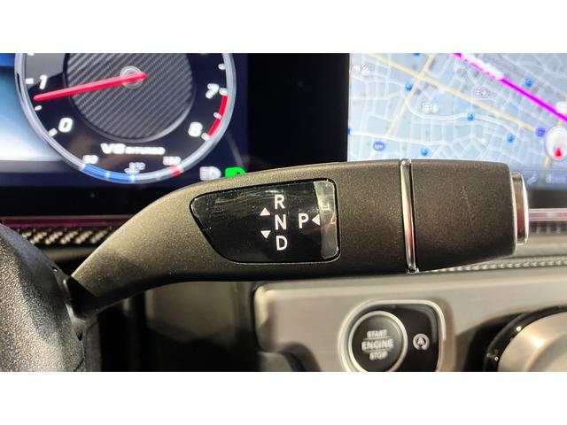 Ｇクラス Ｇ６３　ナッパレザーエクスクルーシブインテリア　　エナジャイジングパッケージ　リラクゼーション機能／シートベンチレーター　ＡＭＧカーボンファイバーインテリアトリム（16枚目）