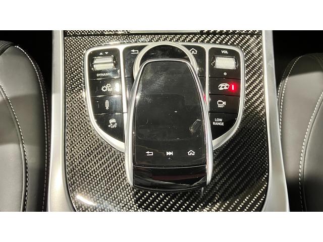 Ｇクラス Ｇ６３　ナッパレザーエクスクルーシブインテリア　　エナジャイジングパッケージ　リラクゼーション機能／シートベンチレーター　ＡＭＧカーボンファイバーインテリアトリム（23枚目）