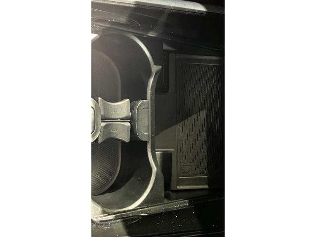 Ｂクラス Ｂ１８０　ＡＭＧライン　弊社デモカー　ナビＰＫＧ　アドバンスドＰＫＧ　禁煙　ＨＵＤ　３６０度カメラ　アドバンスドサウンドシステム　ＡＣＣ　電動トランク　電動シート　シートヒーター（15枚目）
