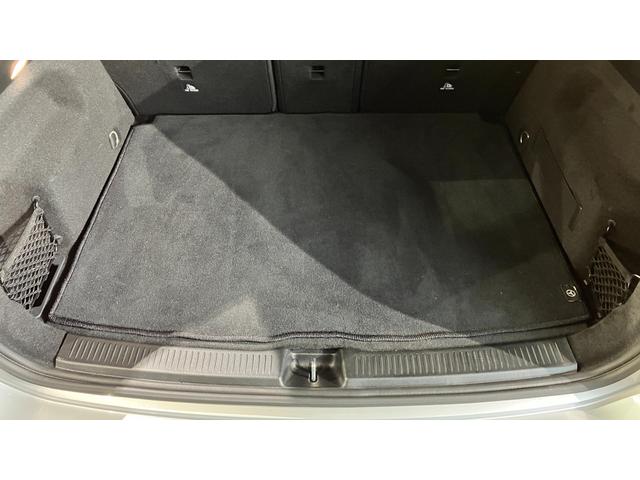 Ｂクラス Ｂ１８０　ＡＭＧライン　弊社デモカー　ナビＰＫＧ　アドバンスドＰＫＧ　禁煙　ＨＵＤ　３６０度カメラ　アドバンスドサウンドシステム　ＡＣＣ　電動トランク　電動シート　シートヒーター（40枚目）