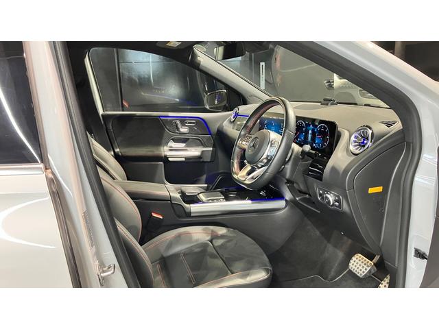 Bクラス B200d AMGライン ディーゼルターボ ナビPKG 1オ-ナ- Pアシスト BTオーディオ LEDヘッドランプ レーンキープ 盗難防止 地デジTV ナビ・TV 電動パワーシート 2.0ETC Bカメラ USB キーレスゴー ドライブレコーダー ヒーター(4枚目)