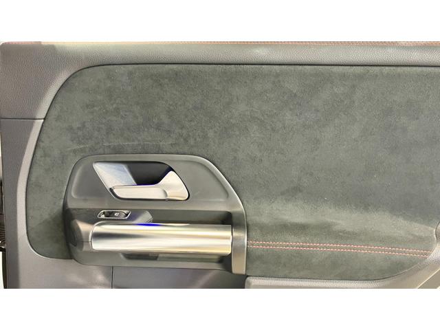 Bクラス B200d AMGライン ディーゼルターボ ナビPKG 1オ-ナ- Pアシスト BTオーディオ LEDヘッドランプ レーンキープ 盗難防止 地デジTV ナビ・TV 電動パワーシート 2.0ETC Bカメラ USB キーレスゴー ドライブレコーダー ヒーター(11枚目)