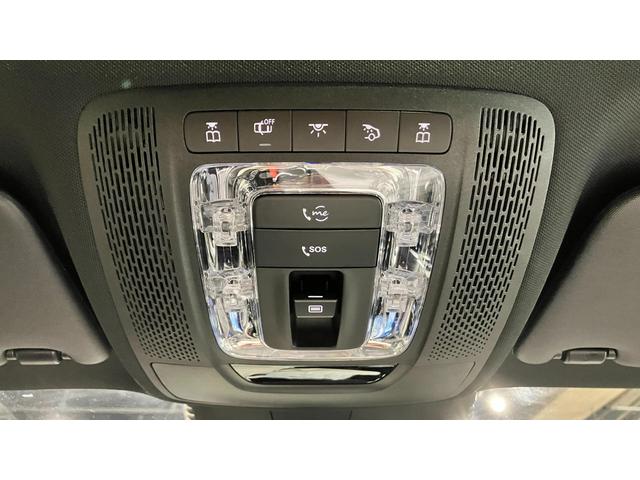 ＧＬＡクラス ＧＬＡ１８０　ＡＭＧラインパッケージ　ＭＰ２０２５０２　バックカメラ　定期点検記録簿　電動シート　アルミホイール　３６０度カメラ　ＬＥＤライト　エアコン　クリアランスソナー　スマートキー　フルセグＴＶ　パノラミックスライディングルーフ　キーレスゴー　ＥＴＣ（17枚目）