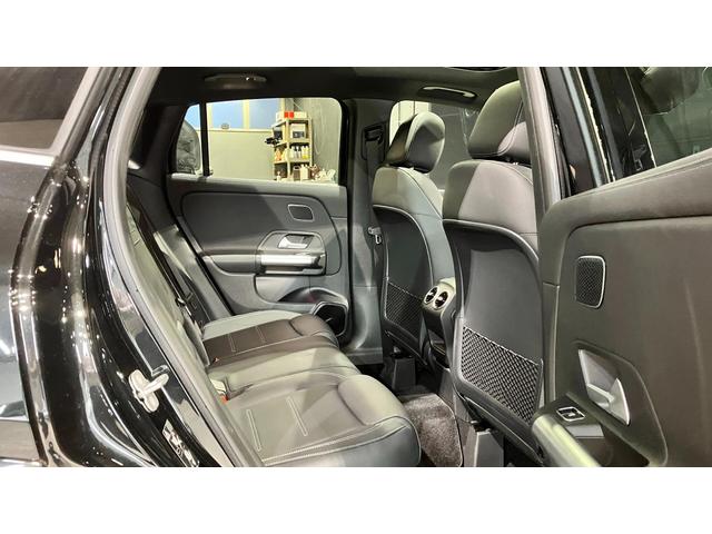 ＧＬＡクラス ＧＬＡ１８０　ＡＭＧラインパッケージ　ＭＰ２０２５０２　バックカメラ　定期点検記録簿　電動シート　アルミホイール　３６０度カメラ　ＬＥＤライト　エアコン　クリアランスソナー　スマートキー　フルセグＴＶ　パノラミックスライディングルーフ　キーレスゴー　ＥＴＣ（25枚目）