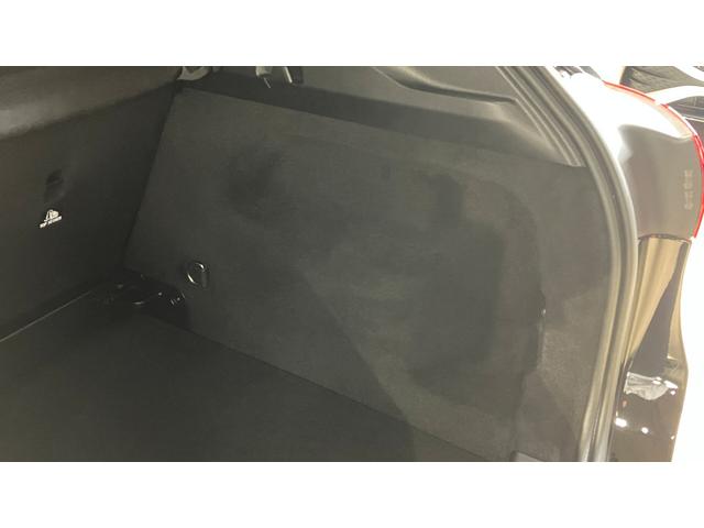 ＧＬＡクラス ＧＬＡ１８０　ＡＭＧラインパッケージ　ＭＰ２０２５０２　バックカメラ　定期点検記録簿　電動シート　アルミホイール　３６０度カメラ　ＬＥＤライト　エアコン　クリアランスソナー　スマートキー　フルセグＴＶ　パノラミックスライディングルーフ　キーレスゴー　ＥＴＣ（43枚目）