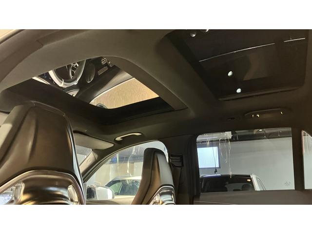 ＧＬＣ ＧＬＣ６３　Ｓ　４マチック＋　４ＷＤ　コンフォートＰＫＧ　ＡＭＧパフォーマンスパッケージ　カーボンセラミックブレーキクリアランスソナー　衝突被害軽減システム　シートエアコン　ドラレコ　ＬＥＤヘッドランプ　黒革シート　パワーステアリング　ナビＴＶ　パワーシート（56枚目）