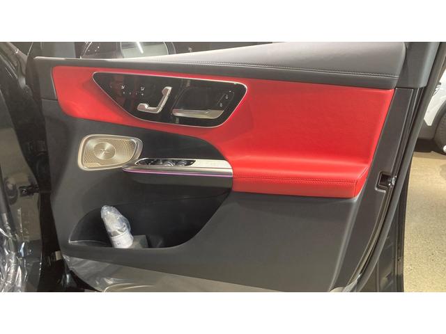 GLC GLC220d 4マチック AMGラインパッケージ 4WD パーキングアシスト レーダークルーズコントロール 全方位モニター 禁煙 バックモニター シートヒーター パワーシート 本革シート LEDヘッドライト サイドカメラ 4WD ETC(4枚目)