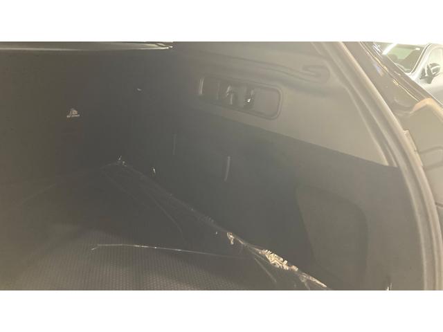 GLC GLC220d 4マチック AMGラインパッケージ 4WD パーキングアシスト レーダークルーズコントロール 全方位モニター 禁煙 バックモニター シートヒーター パワーシート 本革シート LEDヘッドライト サイドカメラ 4WD ETC(30枚目)