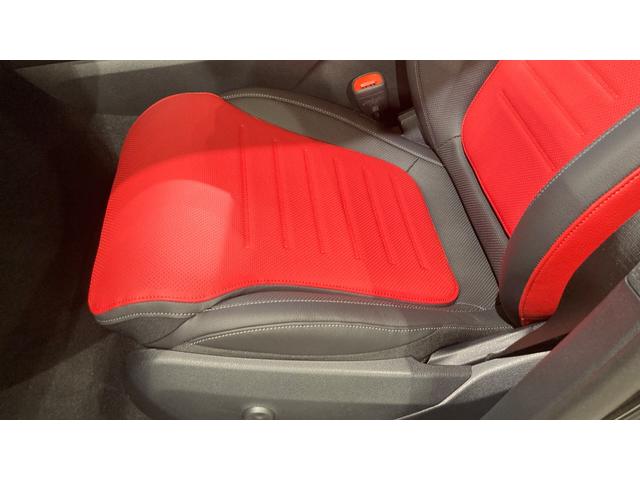 GLC GLC220d 4マチック AMGラインパッケージ 4WD パーキングアシスト レーダークルーズコントロール 全方位モニター 禁煙 バックモニター シートヒーター パワーシート 本革シート LEDヘッドライト サイドカメラ 4WD ETC(42枚目)