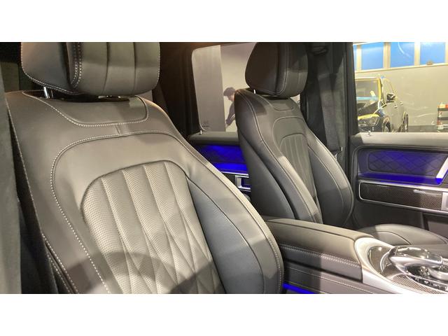 Ｇクラス Ｇ４００ｄ　ＡＭＧライン　４ＷＤ　エディションマグノブラック　サンルーフ　ブルメスターサラウンド　レザーエクスクルーシブパッケージ　アダプティブダンピングシステム　ボディー同色スペアタイヤリング（8枚目）