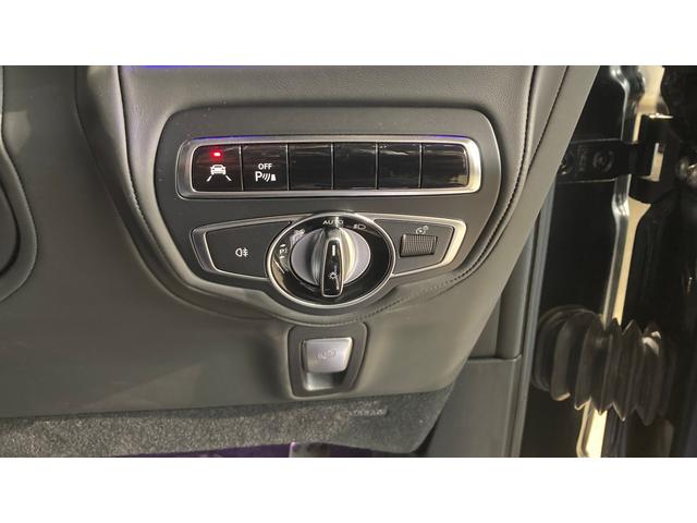 Ｇクラス Ｇ４００ｄ　ＡＭＧライン　４ＷＤ　エディションマグノブラック　サンルーフ　ブルメスターサラウンド　レザーエクスクルーシブパッケージ　アダプティブダンピングシステム　ボディー同色スペアタイヤリング（14枚目）