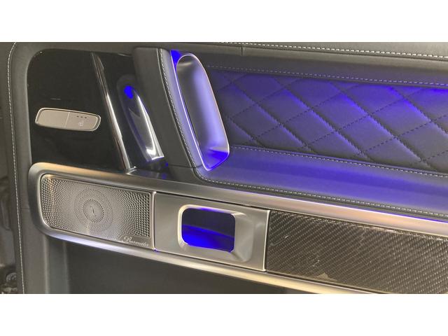 Ｇクラス Ｇ４００ｄ　ＡＭＧライン　４ＷＤ　エディションマグノブラック　サンルーフ　ブルメスターサラウンド　レザーエクスクルーシブパッケージ　アダプティブダンピングシステム　ボディー同色スペアタイヤリング（25枚目）