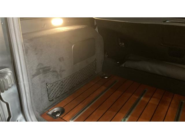 Ｇクラス Ｇ４００ｄ　ＡＭＧライン　４ＷＤ　エディションマグノブラック　サンルーフ　ブルメスターサラウンド　レザーエクスクルーシブパッケージ　アダプティブダンピングシステム　ボディー同色スペアタイヤリング（31枚目）