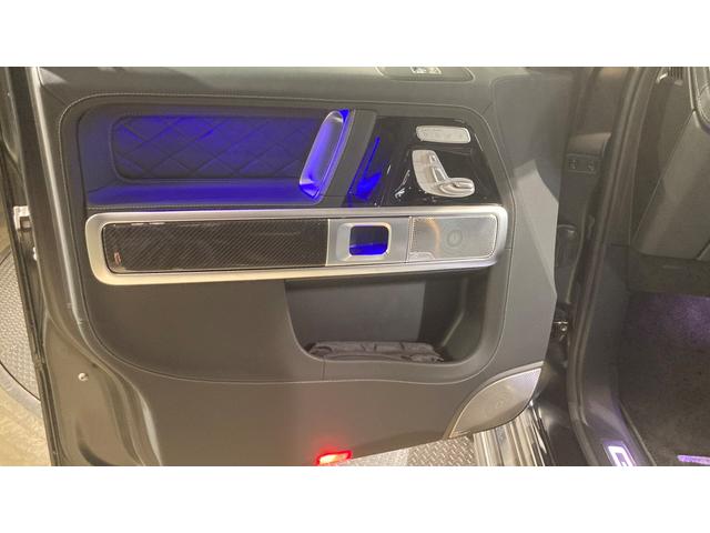 Ｇクラス Ｇ４００ｄ　ＡＭＧライン　４ＷＤ　エディションマグノブラック　サンルーフ　ブルメスターサラウンド　レザーエクスクルーシブパッケージ　アダプティブダンピングシステム　ボディー同色スペアタイヤリング（38枚目）